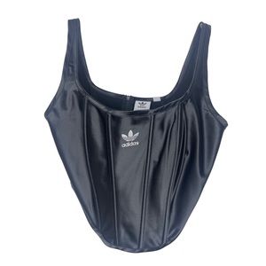 Adidas crop top
Hurry and buy before i change my mind lol!